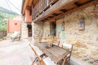 Casa pareada en venta en Proaza