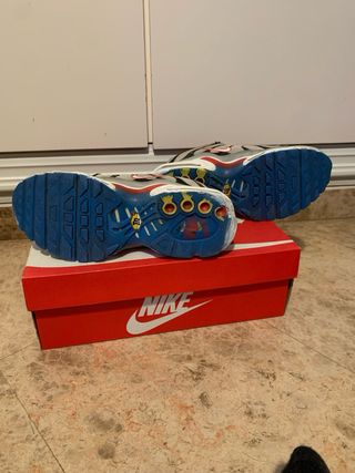 Nike Air Max TN Gris y Rojo