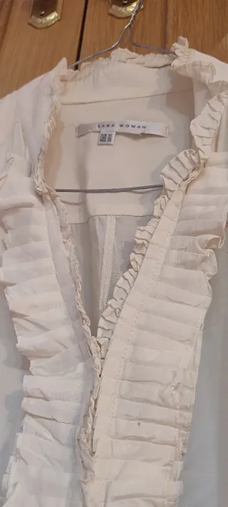 Camisa Zara Volantes Talla XL Beige