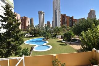 Casa pareada en venta en Cala de Finestrat en Finestrat