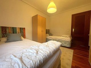 Piso en alquiler en Valdenoja - La Pereda en Santander