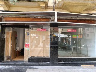 Local comercial en alquiler en Pinar - Anaka - Belaskoenea en Irun