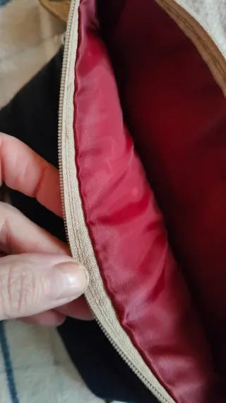 Bolso pequeño de hombro bordado