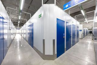 Local comercial en alquiler en Parque Atlántico - Los Arcos - Aeropuerto Viejo en Sevilla