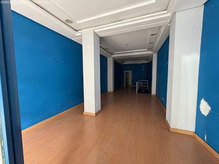 Local comercial en alquiler en Hospital en Valladolid