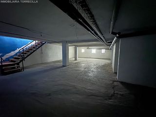 Local comercial en alquiler en Hospital en Valladolid