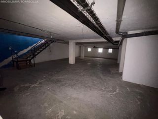 Local comercial en alquiler en Hospital en Valladolid