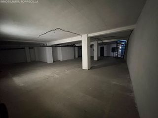 Local comercial en alquiler en Hospital en Valladolid