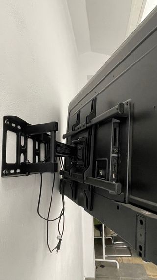 Smart TV Nueva 50” + soporte