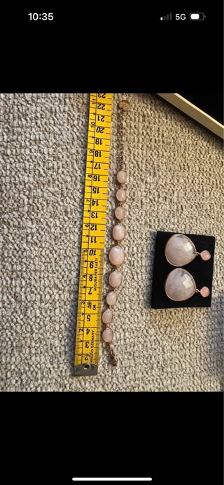 Conjunto Yanes Pendientes y Pulsera