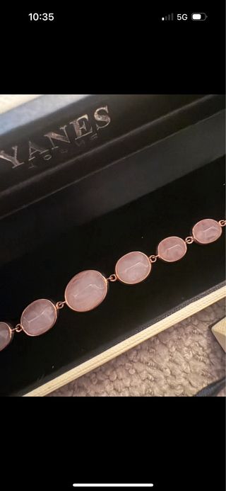 Conjunto Yanes Pendientes y Pulsera