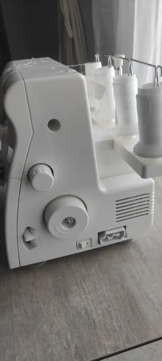 Máquina de coser Singer Ultralock