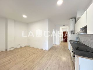 Local comercial en venta en Sant Andreu de Palomar en Barcelona