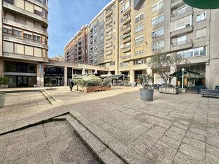 Local comercial en alquiler en Numancia - San Fernando en Santander