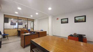 Local comercial en alquiler en Centro - Mendibil - Santiago en Irun