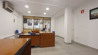 Local comercial en alquiler en Centro - Mendibil - Santiago en Irun