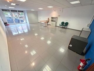 Local comercial en alquiler en El Poble Sec en Igualada
