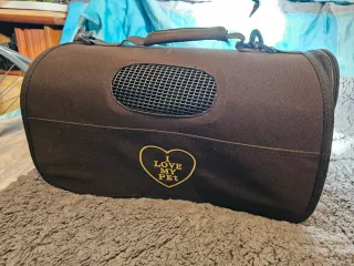 Transportín para mascotas negro .