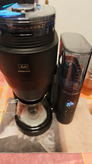 Cafetera Melitta AromaFresh con Molinillo