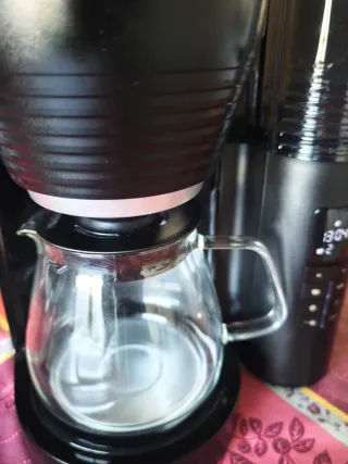 Cafetera Melitta AromaFresh con Molinillo