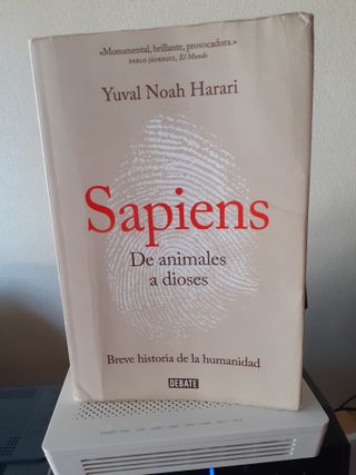 Sapiens. De animales a dioses / Sapiens: A Brie...