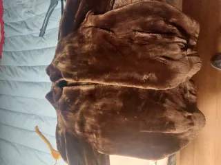 Pelliccia donna marrone