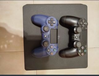 PS4 (Playstation 4) 1TB Negra + 2 Mandos