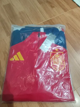 Chándal Real Madrid Adidas y Selecion española