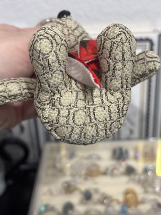 Llavero Oso Carolina Herrera