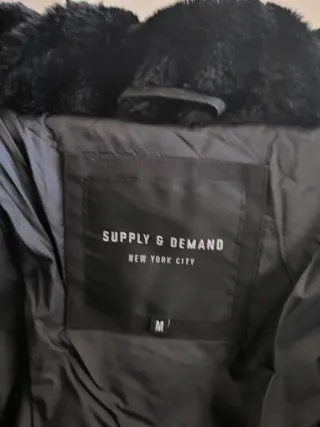 Chaqueta Supply & Demand Negra Talla M