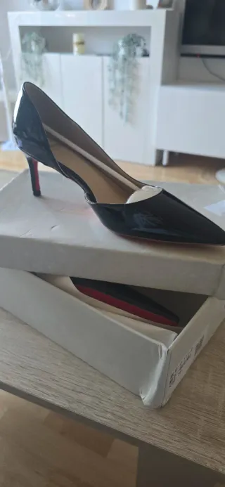 Zapatos charol negros talla 39