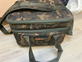 Nevera/Mochila Pesca Fox Camolite