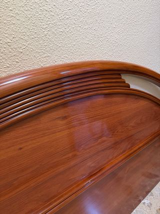 Cabecero y mesillas de madera