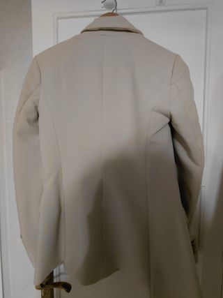 Americana Zara Beige Claro Talla S