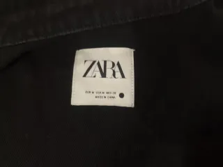 Chaqueta tejana Zara con flecos