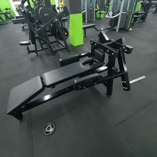 Máquina de gimnasio multifuncional
