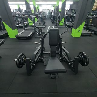 Máquina de gimnasio multifuncional
