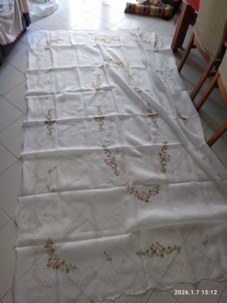 Tovaglia in organza vintage floreale