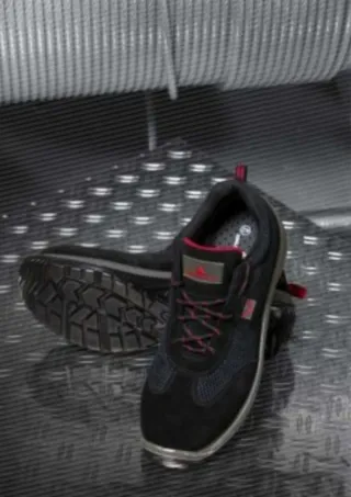 Zapatos de seguridad Talla 45 nuevos.