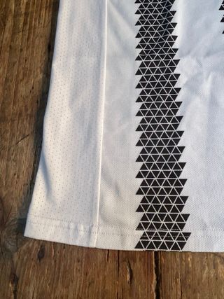 Camiseta Adidas Juventus 22/23 puesta 1 vez