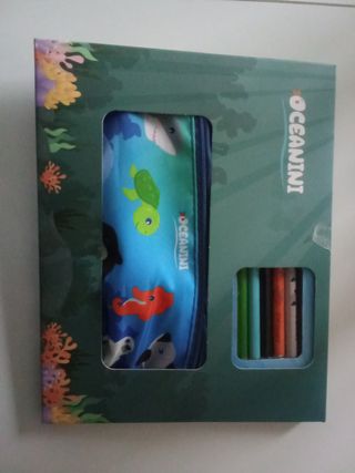 Astuccio Oceanini con matite colorate