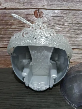 Lol Surprise Bola con Trono y Corona