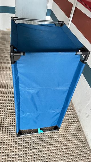 Mueble de camping plegable azul