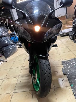 Yamaha YZF R6 2007 Sport Negra