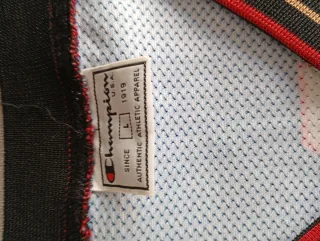 Camiseta Allen Iverson Champion 76ers Talla L