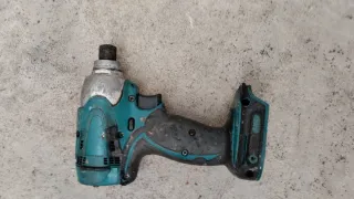 2 Taladros de impacto para reparar