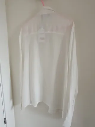 Blusa Bershka Blanca Talla L