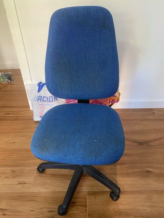 Silla de escritorio con ruedas azul