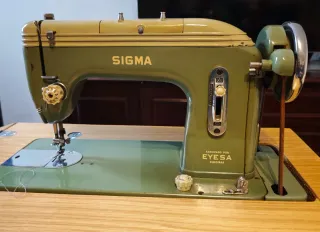 Máquina de coser SIGMA vintage