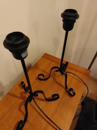 Juego de 2 lámparas de mesa metálicas